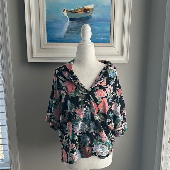 Victoria's Secret Other - Victoria's Secret Vintage Gold Label Black and Pink Floral Pajama Top